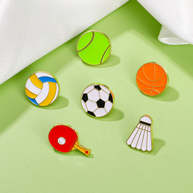 Football Cartoon Brooch Basket - Badminton Icon บทวิจารณ์และราคา