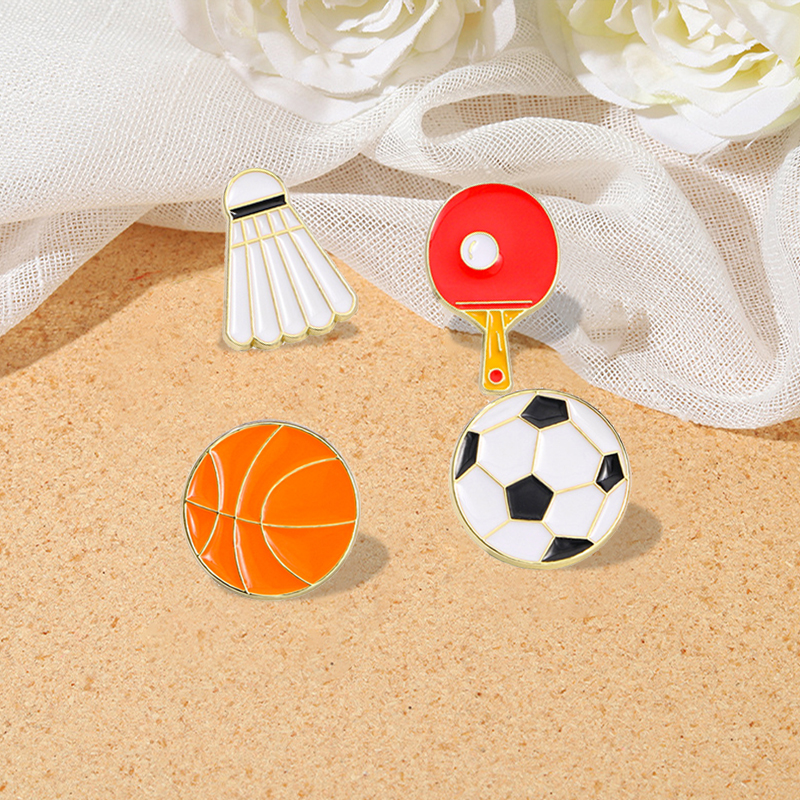 Football Cartoon Brooch Basket - Badminton Icon บทวิจารณ์และราคา