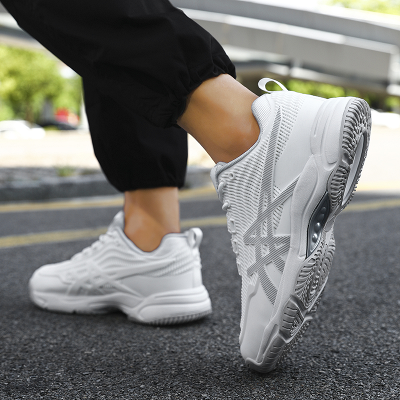 New badminton shoes beef tendo - Badminton Equipment บทวิจารณ์และราคา